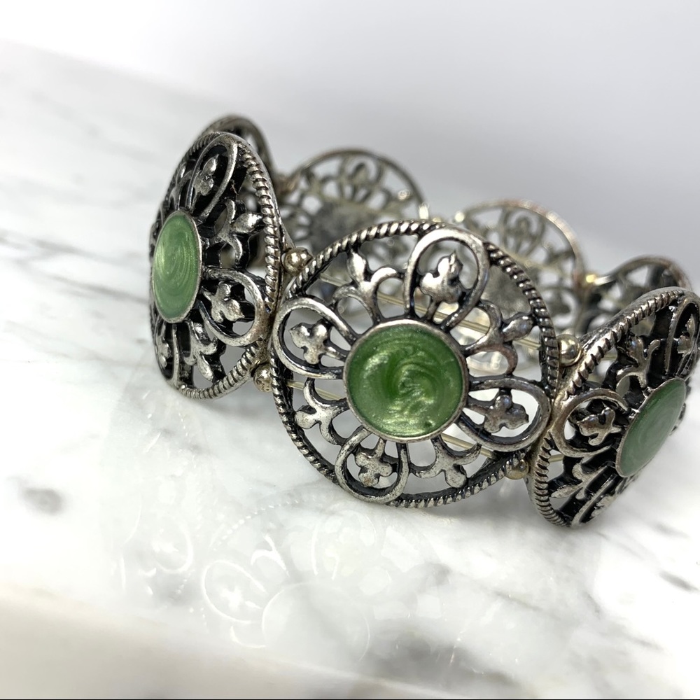 Fashion Jewelry • Stretch Silver Filigree Bracelet